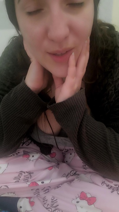 Angela_Tetona snapshot