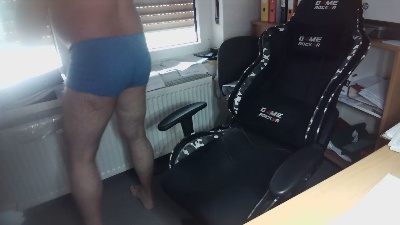 Blonder18's Profile