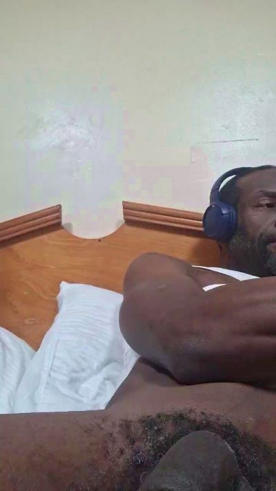 Bonehead305's Profile