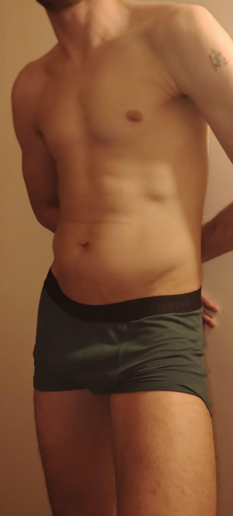 Bonneteub34 Profile Image
