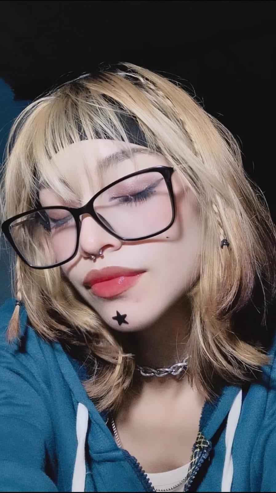 Carly_Latin18 snapshot