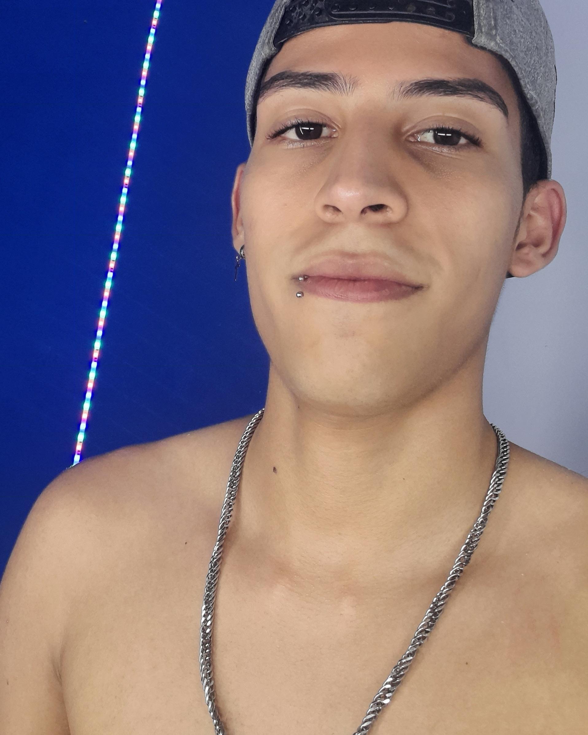 Dylan__yvt's Profile