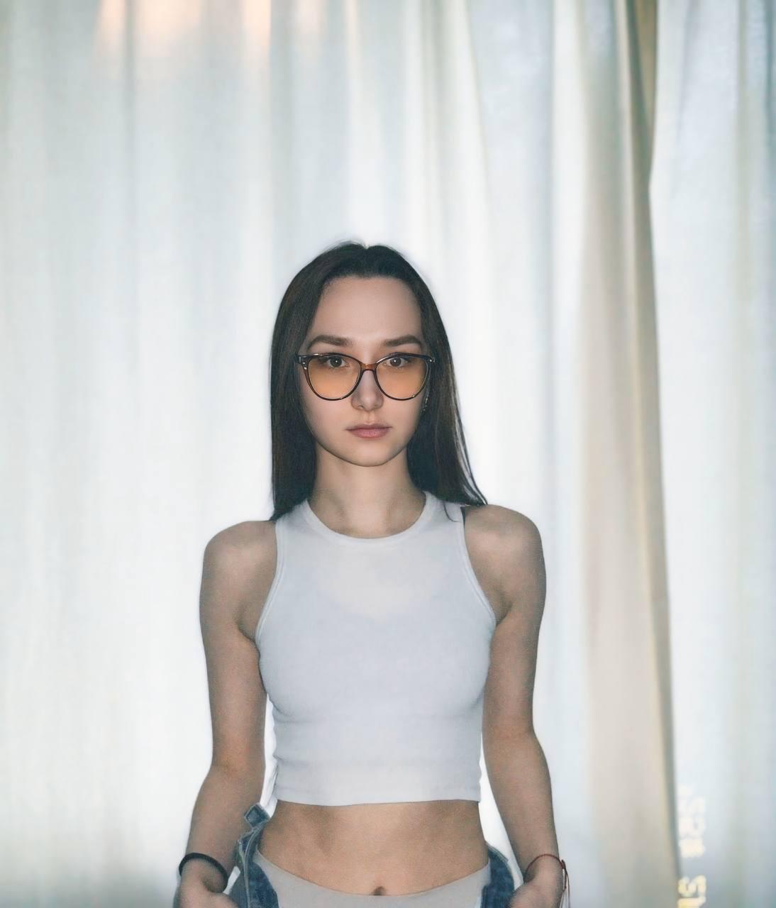 ElviaBorom's Profile