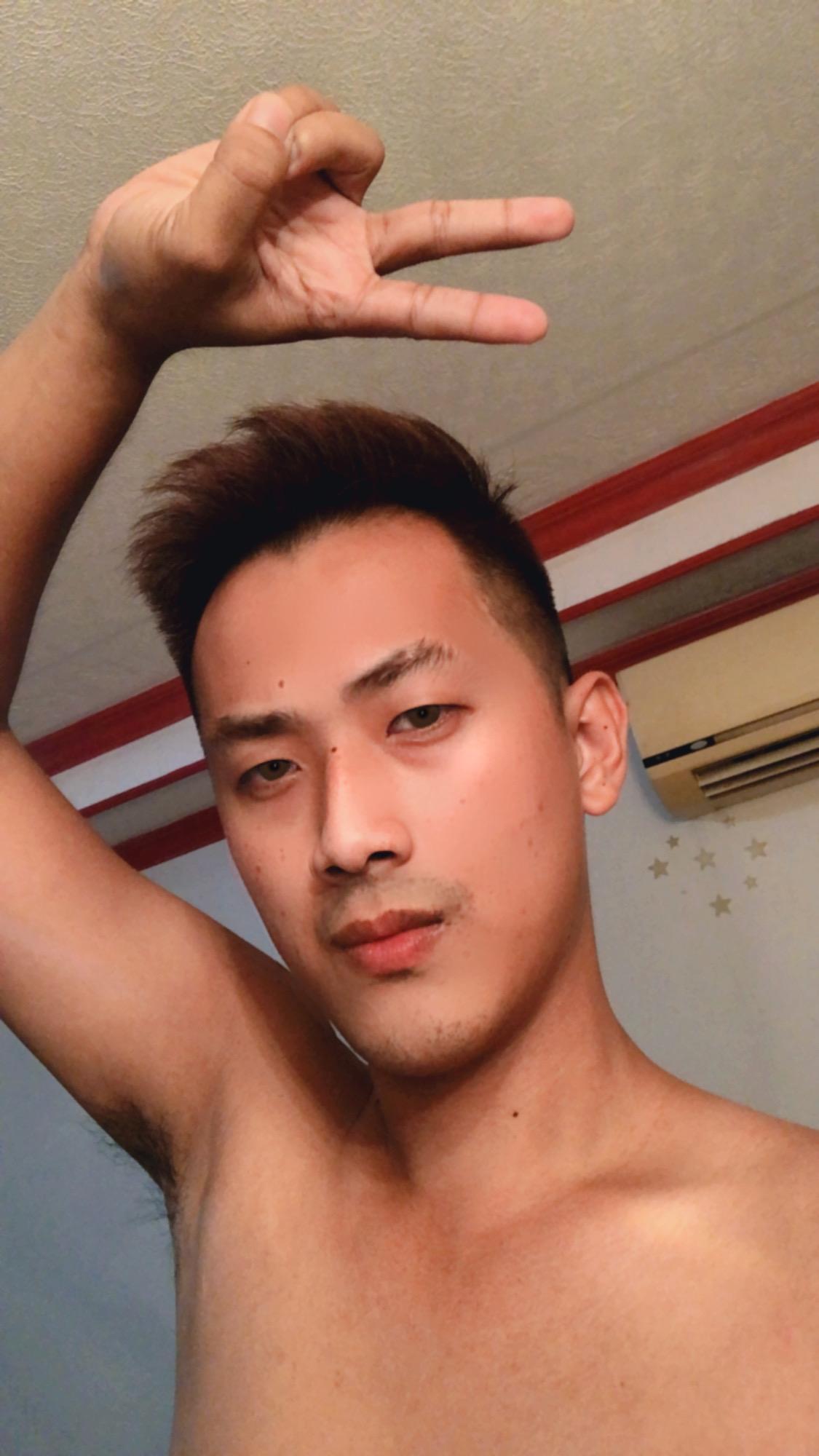 Holapinas's Profile