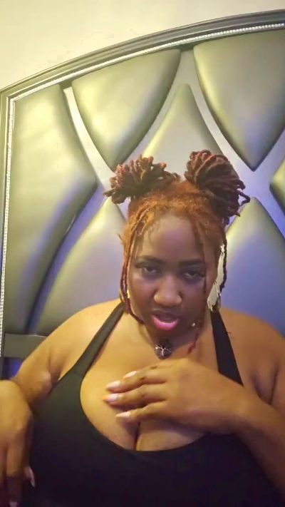 Lolaspinx's Profile