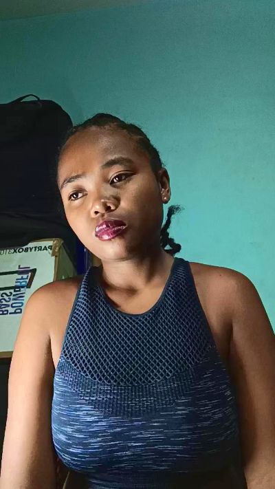 MaylisMakynji's Profile