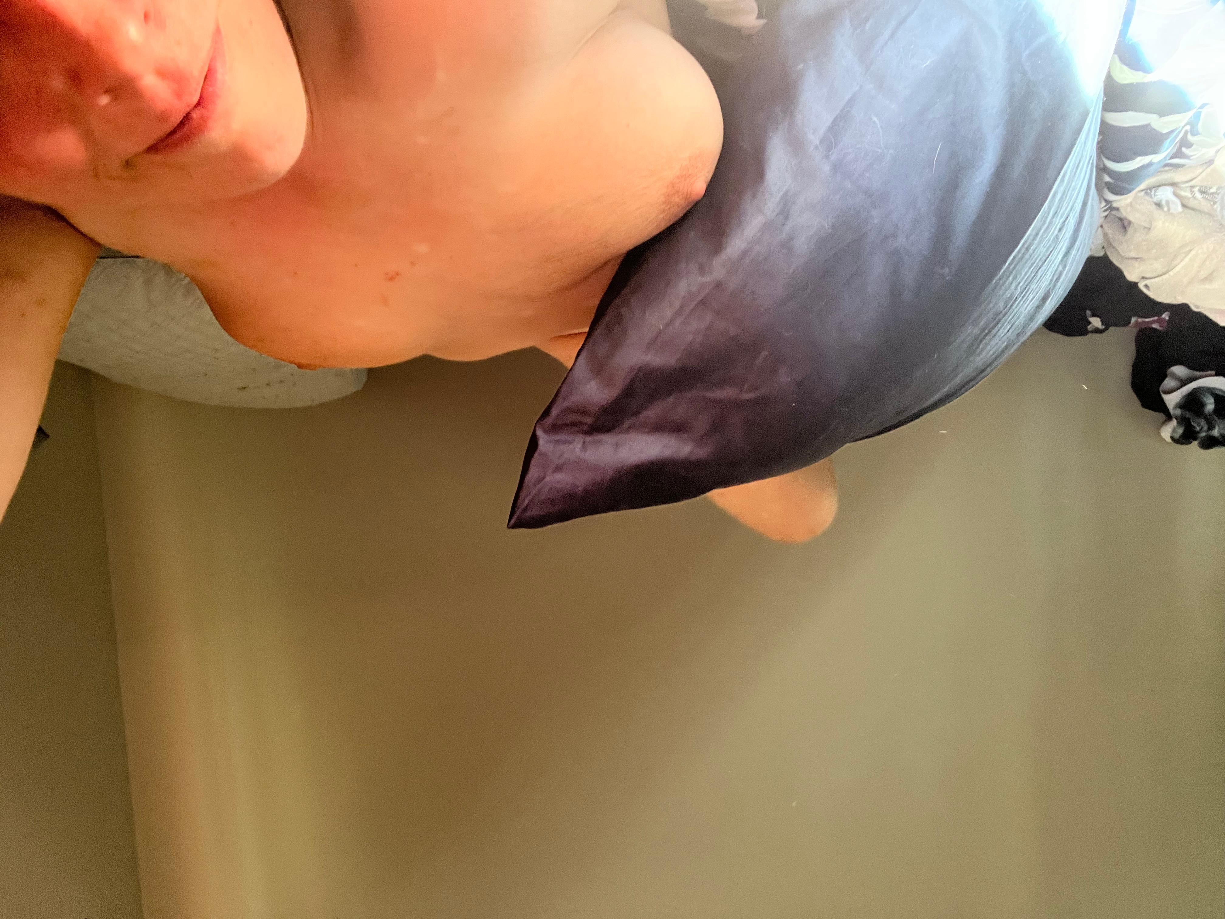 Rosielioness's Profile