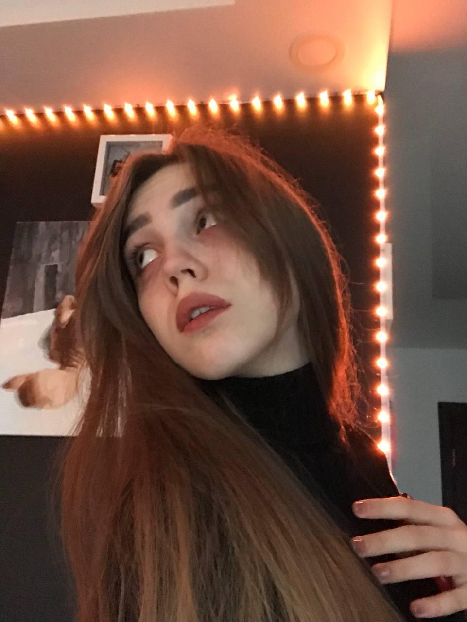 RowenaCrocker's Profile