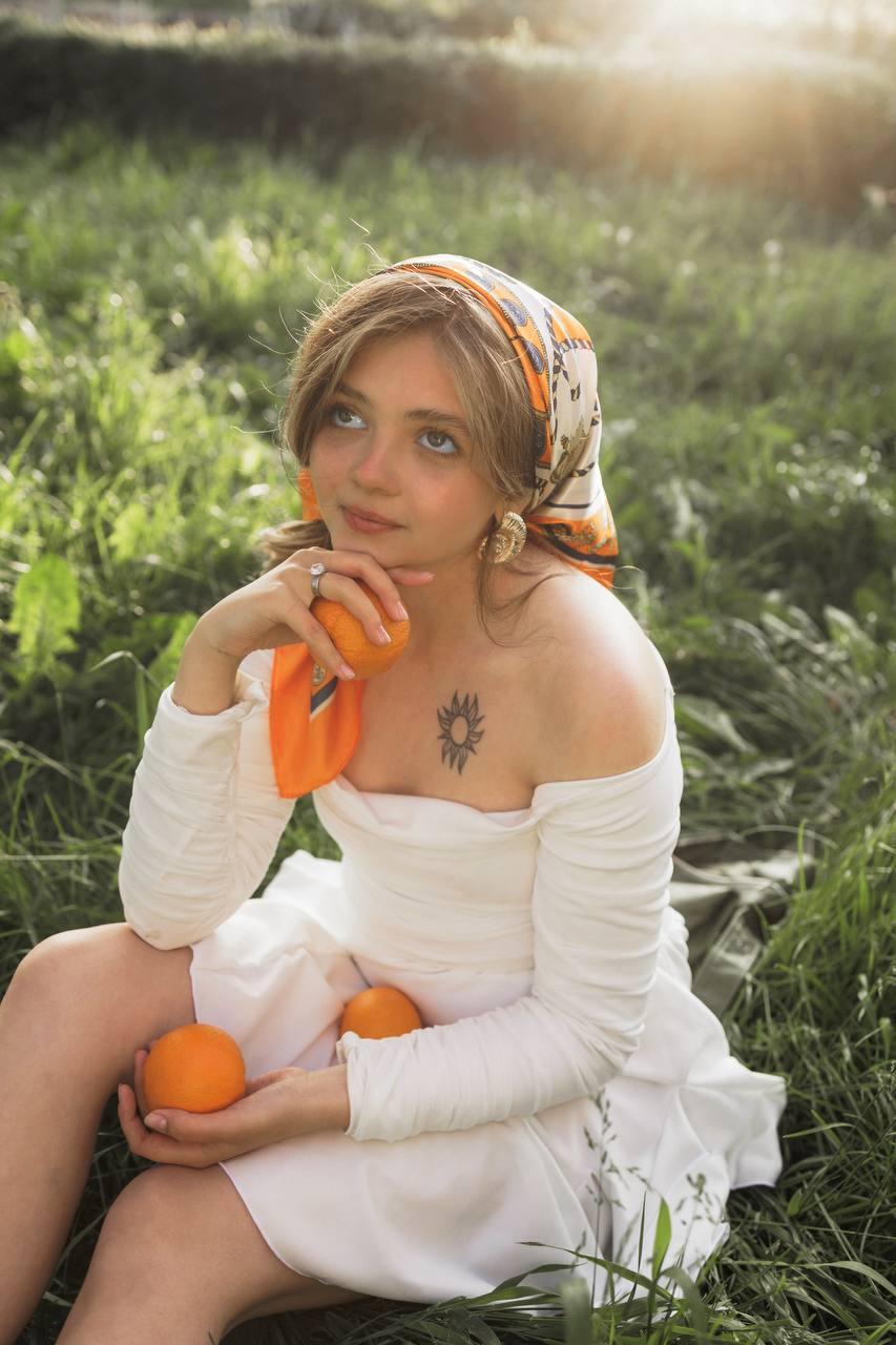 RowenaLeitman's Profile