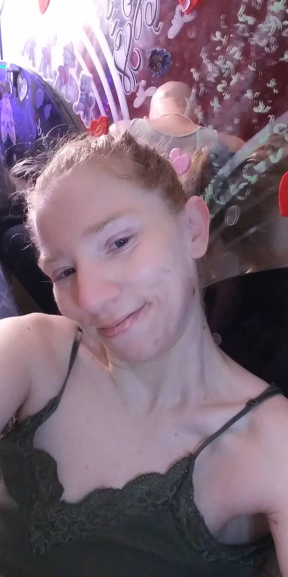 Slavequeenangel's Profile