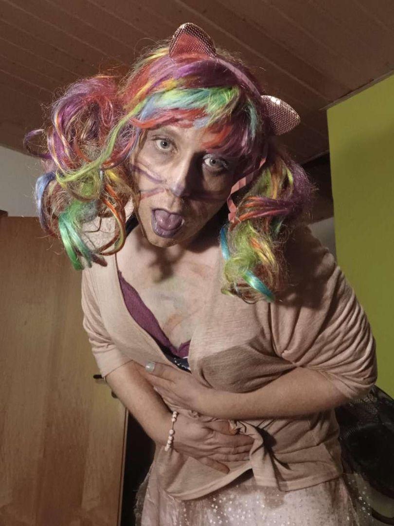 dressedZombie's Profile