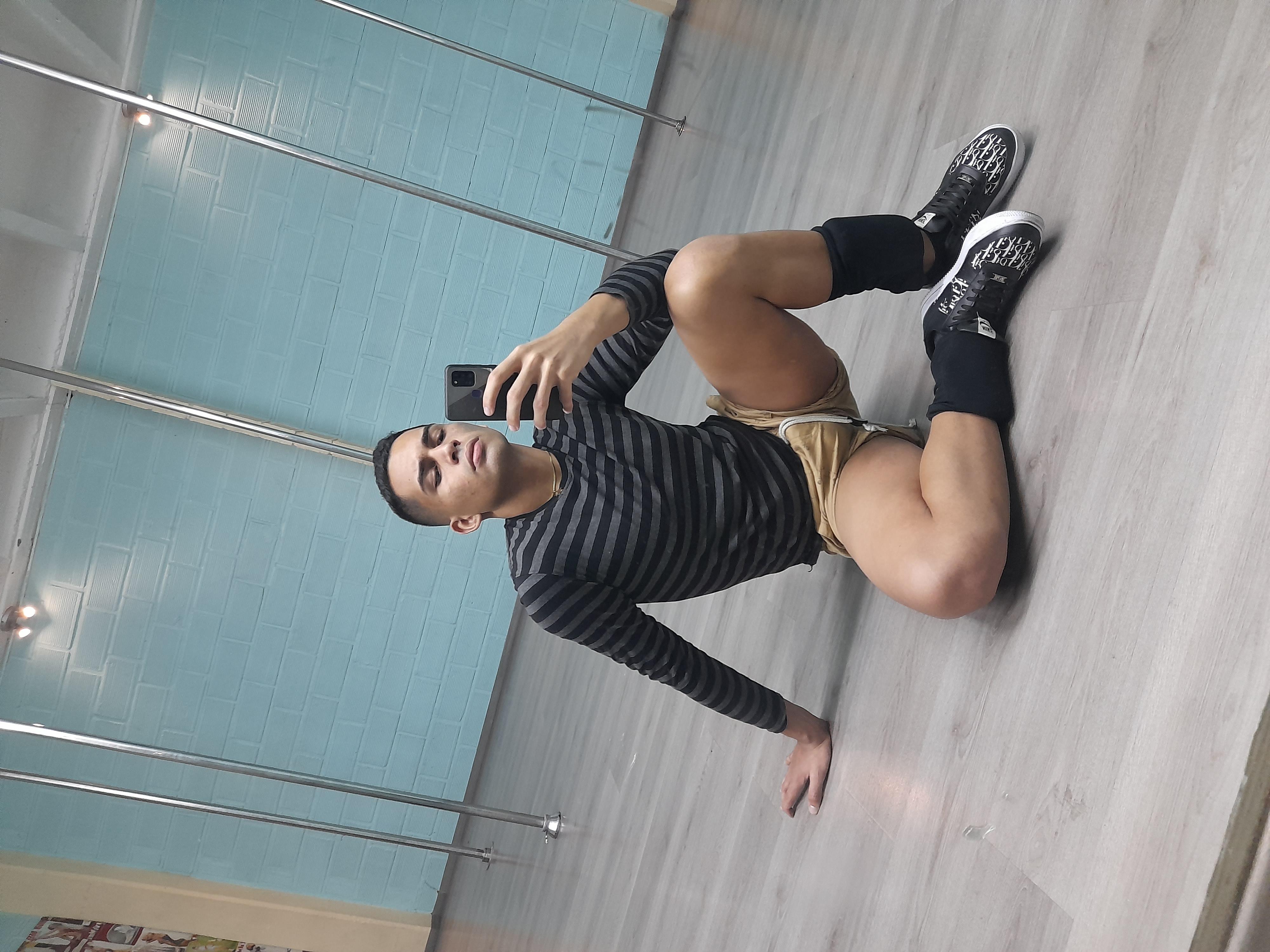 kenhot4's Profile