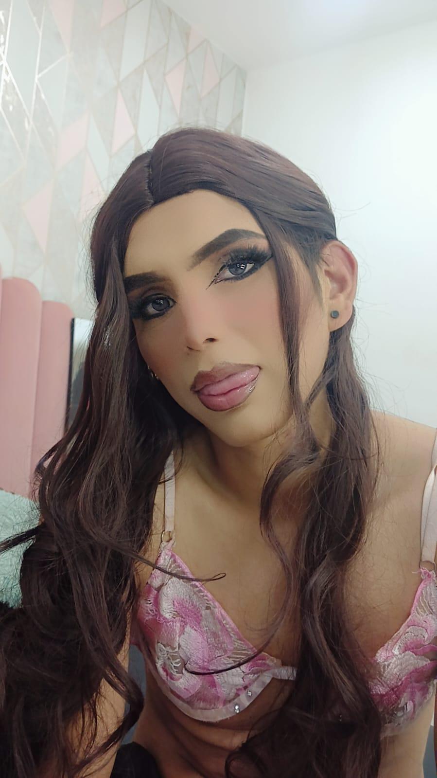 michelle_pino27's Profile