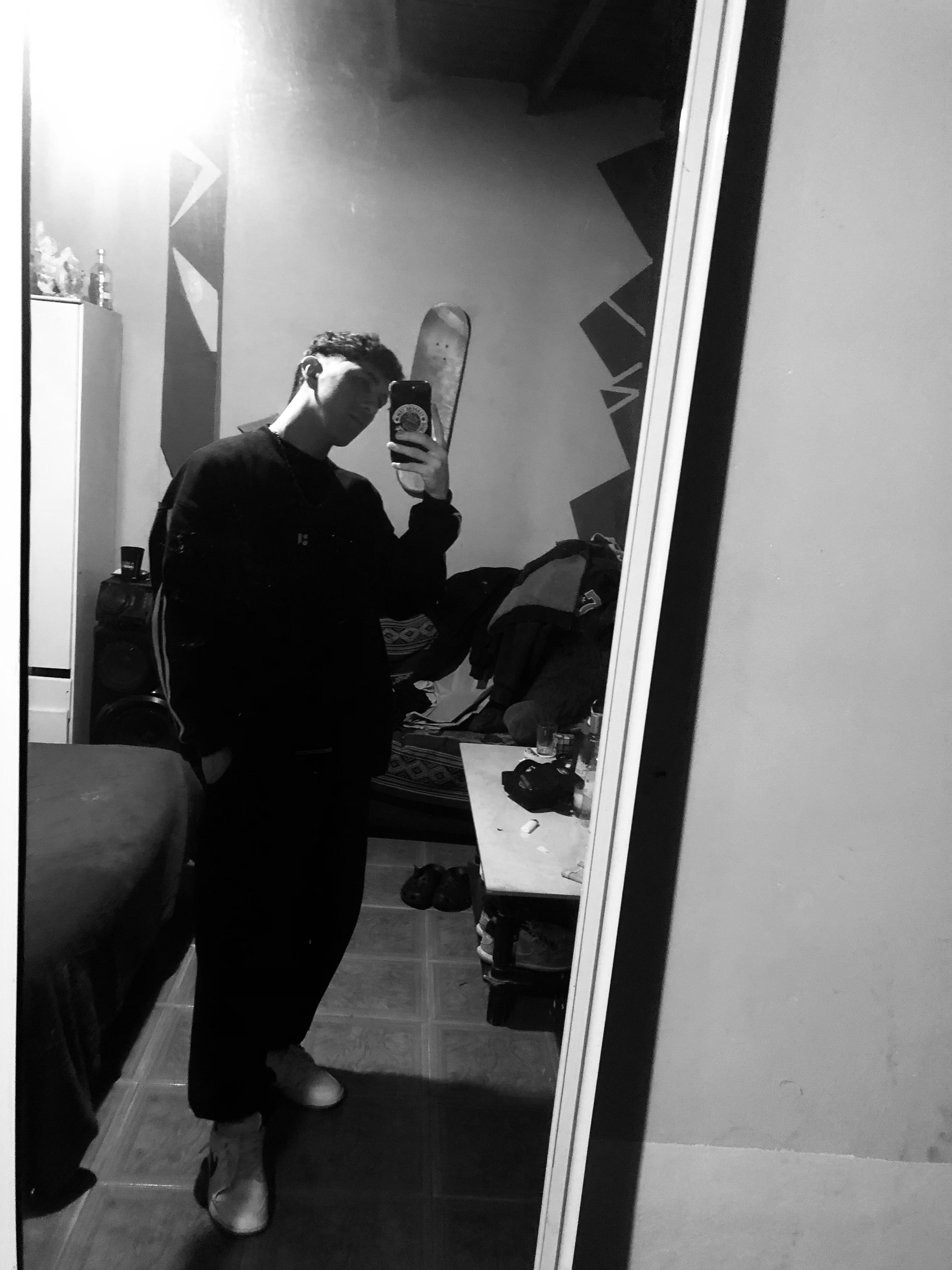 rryanxxx27's Profile
